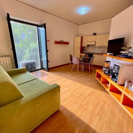 Appartement Maria Carolina Casavacanze à Caserte Extérieur photo