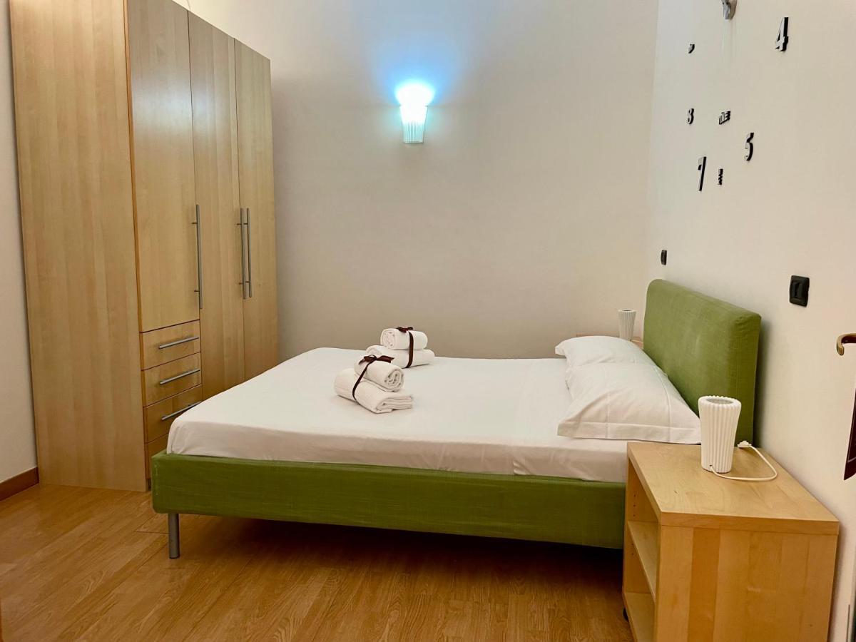 Appartement Maria Carolina Casavacanze à Caserte Extérieur photo